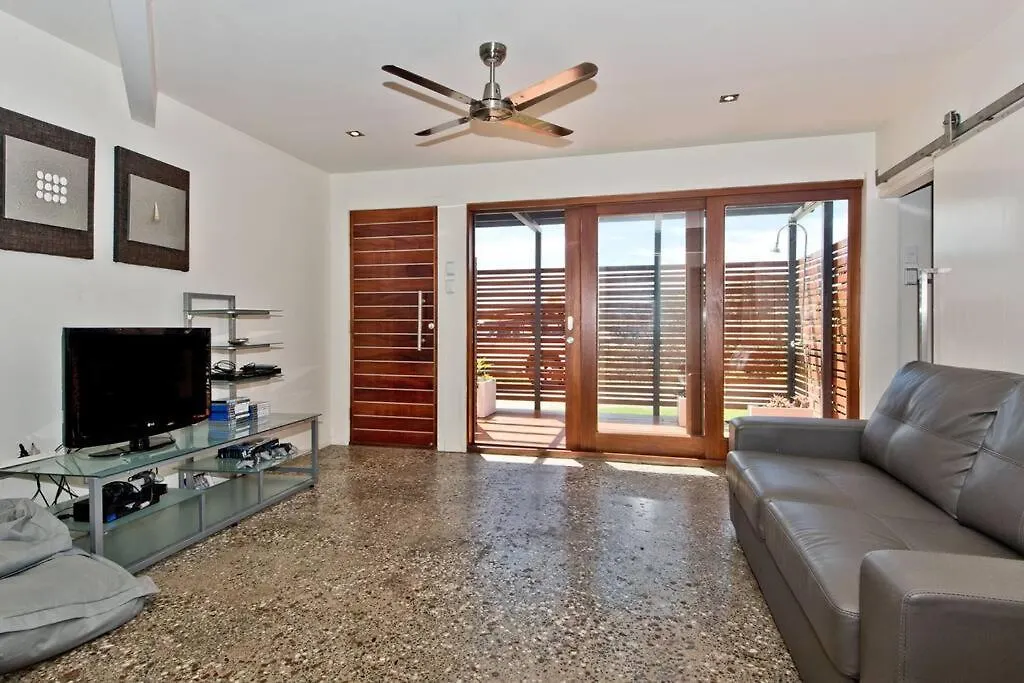 Tangalooma Hilltop Haven Holiday home